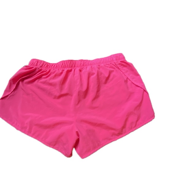 🎉New Balance Women's Athletic Shorts Hot Pink Size Large - Picture 3 of 5